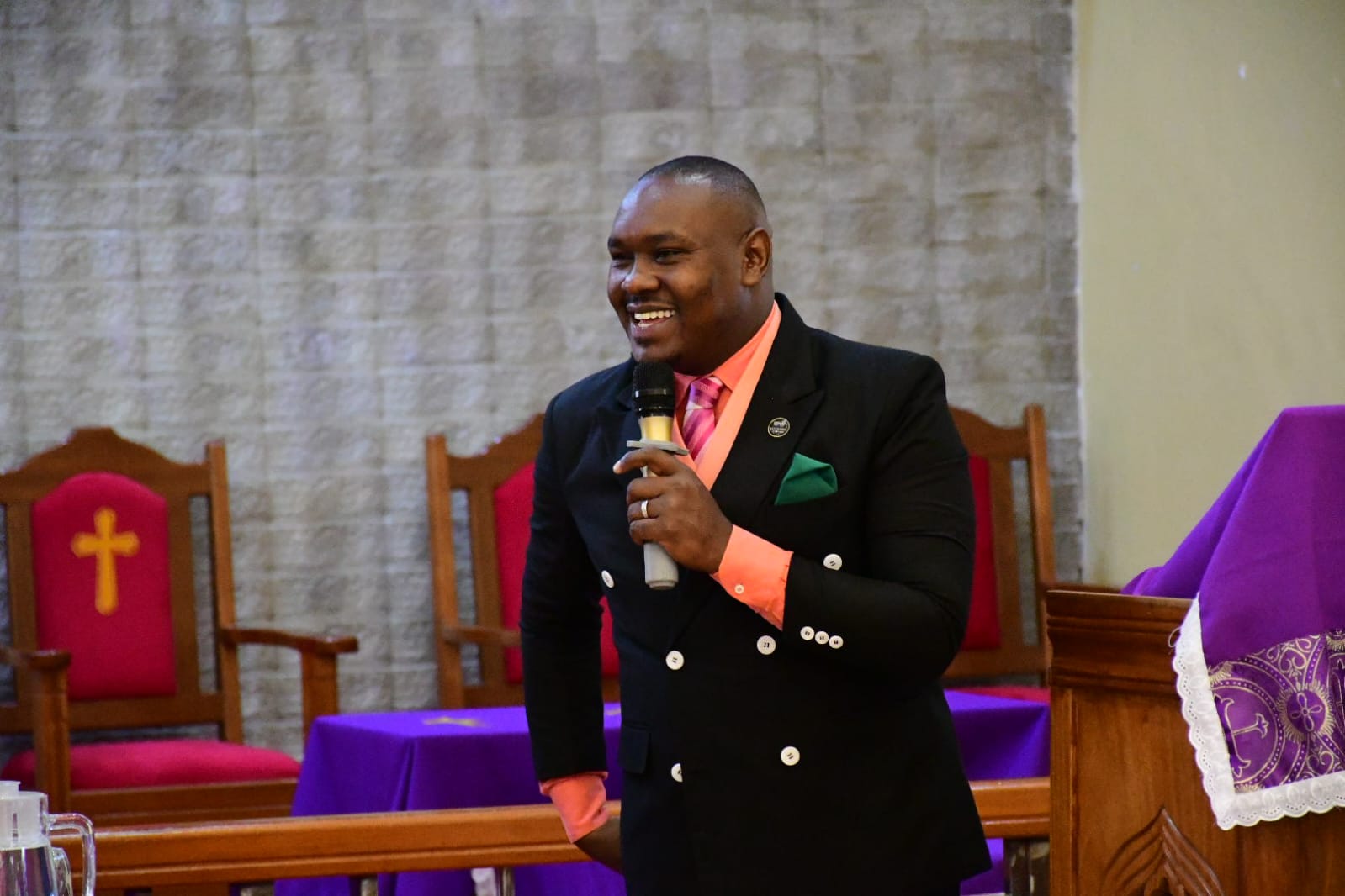 BISHOP CHARLES FELLOWSHIPS WITH DIOCESAN EVANGELISTS